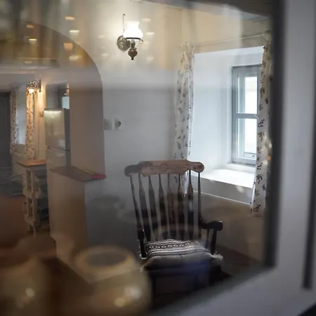 A La Maison - Epp Mint Otthon センズビカッラ